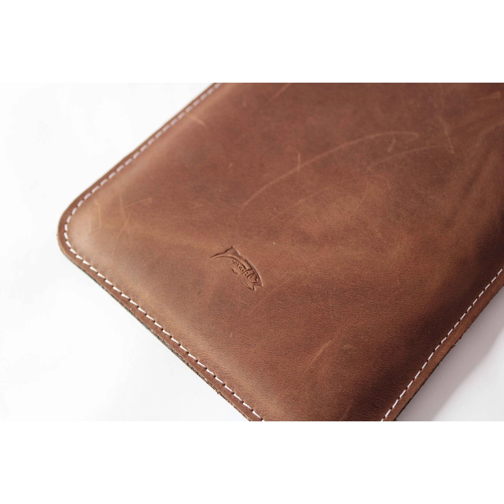 Wholesale LURESKO MASTER S leather case for ebook 162x113x9mm (vintage brown with white thread) - LUR68 - {ean13} - Hurt