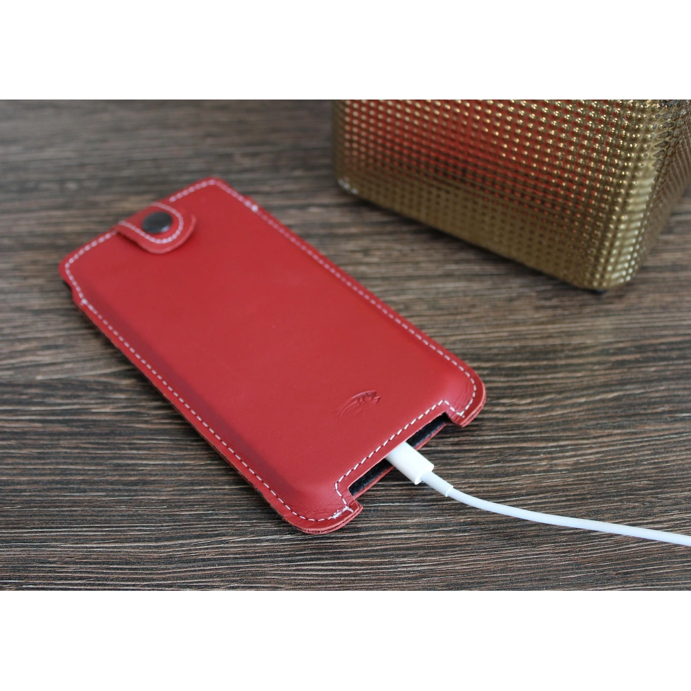 Wholesale LURESKO SOFIJA XXL leather case universal with a strap (red smooth with white thread) - LUR80 - {ean13} - Hurt