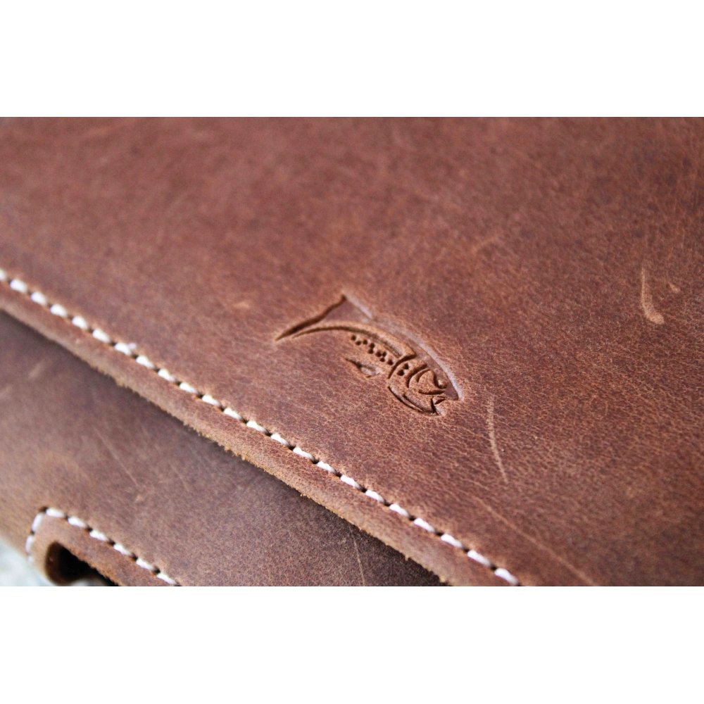 Wholesale LURESKO SUNNE XL leather holster for belt 165x82x12 (flat magnet) (vintage brown white thread) - LUR97 - {ean13} - Hurt