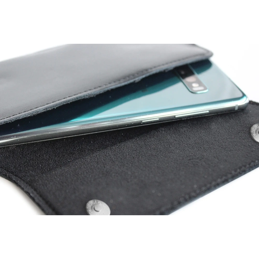 Hurtownia GSM - LURESKO SUNNE XXL Lederholster für Gürtel 170x85x12 (flacher Magnet) (schwarz glattes Material mit schwarzem Faden) - LUR98 - {ean13} - Hurt