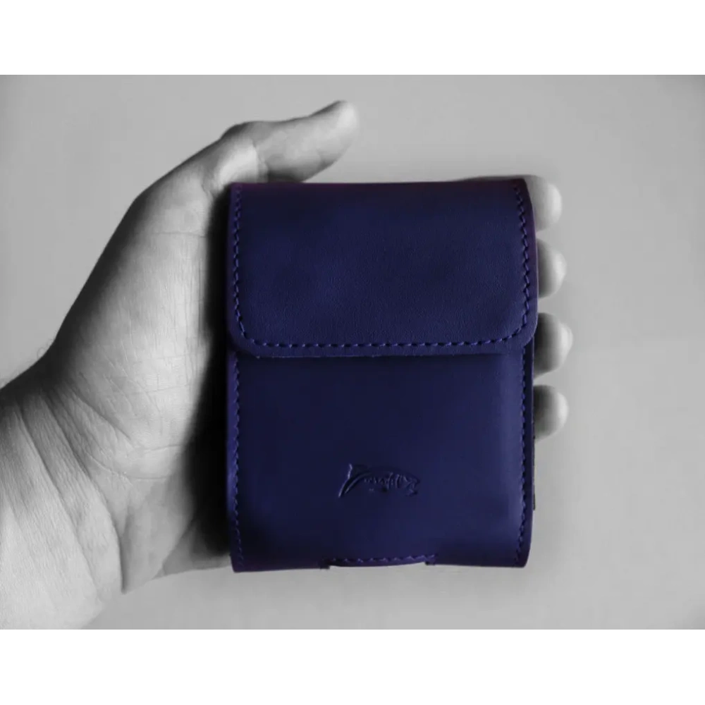 Hurtownia GSM - LURESKO HECTOR FLIP M kožený krční obal / opaskový obal / smyčkový obal pro modely Flip (hladká námořnická modř s námořnickou nití) - LUR117 - {ean13} - Hurt