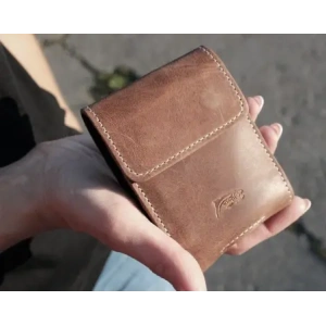 Hurtownia GSM - LURESKO HECTOR FLIP M Lederhülle für Hals/Tasche/Gürtel für Flip-Modelle (vintage braun mit weißem Faden) - LUR118 - {ean13} - Hurt