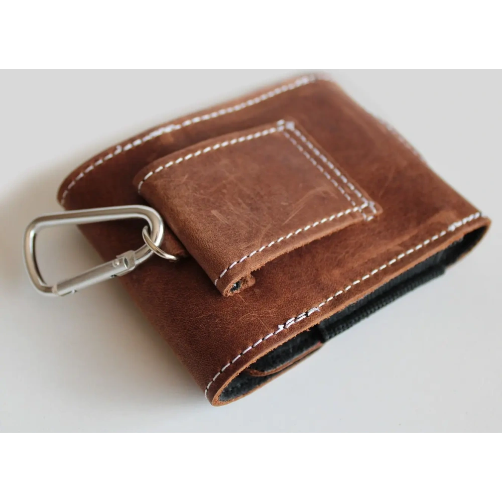 Wholesale LURESKO HECTOR FLIP M leather neck/pocket/belt loop case for Flip models (vintage brown with white thread) - LUR118 - {ean13} - Hurt