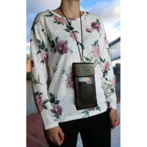Hurtownia GSM - LURESKO HECTOR XXL Lederhülle / Gürteltasche / Loop Holster vertikal 167x78x10mm (schwarz glatt mit roten Nähten und rotem Innenfutter) - LUR127 - {ean13} - Hurt
