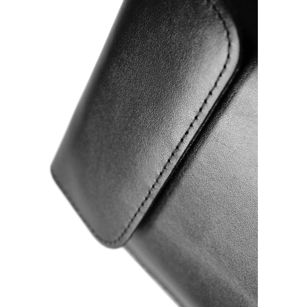 Hurtownia GSM - LURESKO CLAYER S Ledertasche für eBook 162x113x9mm (Magnet) (schwarz glatt mit schwarzem Faden) - LUR133 - {ean13} - Hurt