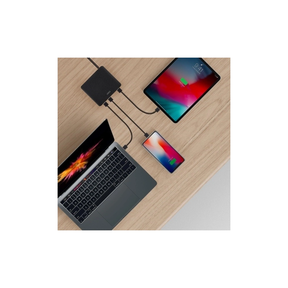 Hurtownia GSM - UNIQ Síťová nabíječka HUB Surge Mini 100W černá/uhlíková černá 2xUSB Quick Charge 3.0 + 2xUSB-C PD 3.0 (LITHOS Collective) - UNIQ229BLK - {ean13} - Hurt