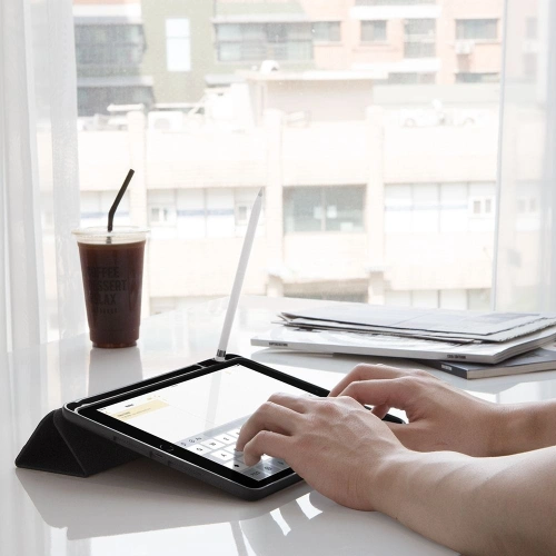 Etui Spigen Urban Fit Apple iPad 10.2 2019 Black