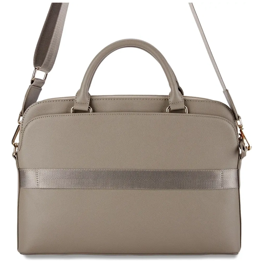 Hurtownia GSM - Torba Guess Grained Zipper Pocket Triangle Logo 15" brązowy - GUE4511 - {ean13} - Hurt