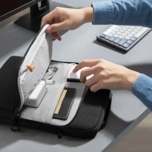 Hurtownia GSM - Geantă pentru laptop Tech-Protect Defender VR 13-14 Neagră - THP4148 - {ean13} - Hurt