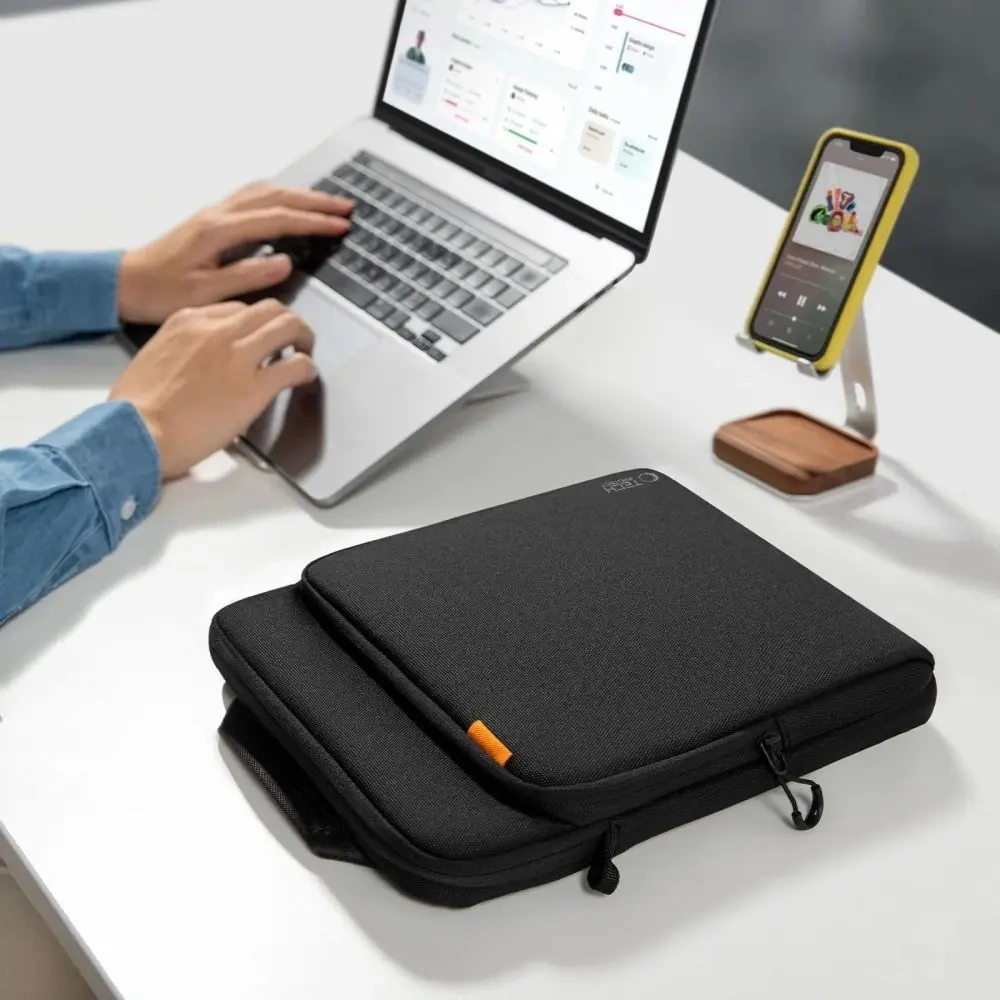 Wholesale Tech-Protect Defender VR Bag Laptop 13-14 Black - THP4148 - {ean13} - Hurt