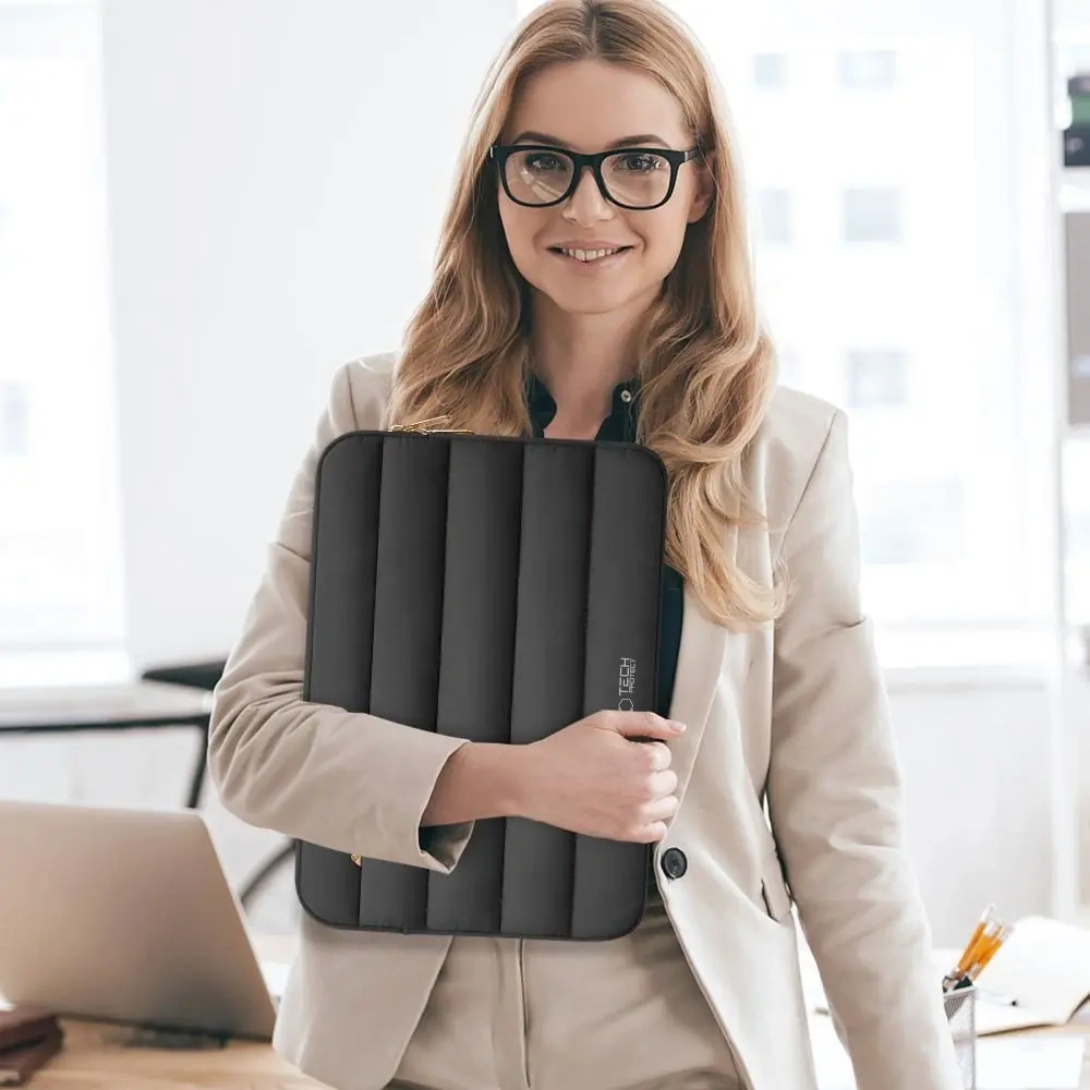 Wholesale Tech-Protect Fluffy Laptop 15-16 Black - THP4214 - {ean13} - Hurt