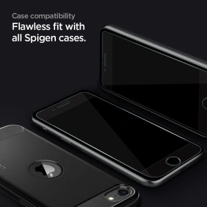 Szkło hartowane Spigen GLAS.tR AlignMaster Apple iPhone SE 2022/SE 2020/8/7 Black