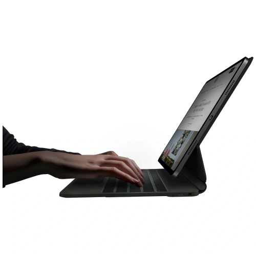 Etui z klawiaturą UNIQ Venno Pro Magnetic Smart do Apple iPad Pro 13" 2024 (7. generacji) czarny