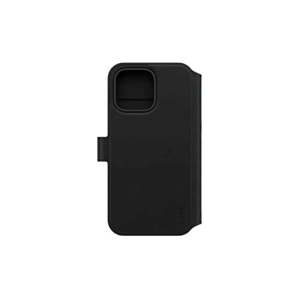 Etui z klapką CARE by PanzerGlass Feature Tango 2in1 Wallet MagSafe Apple iPhone 16 Pro Max czarny