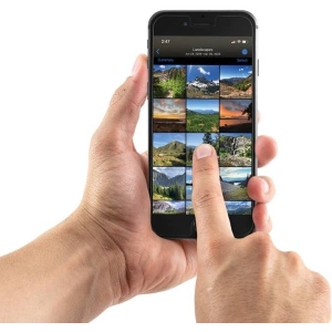 ZAGG InvisibleShield Glass Elite Vision Guard+ Anti-bacterial & Eyesafe® Apple iPhone SE 2022/SE 2020/8/7
