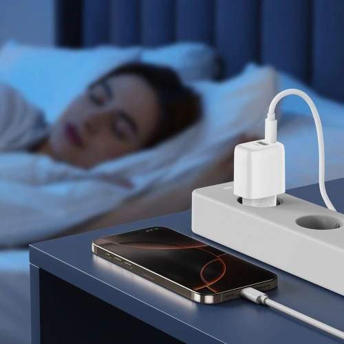 Ładowarka sieciowa Tech-Protect NCA20 USB-A, USB-C Network Charger PD 20W / QC3.0 + USB-C Cable White