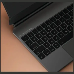 Etui UNIQ Venno Pro Magnetic Smart z klawiaturą do Apple iPad Pro 11" 2024 caramel