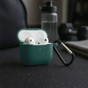 Silikonowe etui z karabińczykiem Bizon Case Headphone Silicone do Apple AirPods 3 ciemnozielone