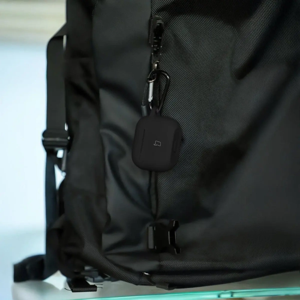Silikonowe etui z karabińczykiem Bizon Case Headphone Silicone do Apple AirPods Pro 2 czarne