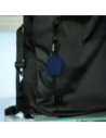 Silikonowe etui z karabińczykiem Bizon Case Headphone Silicone do Apple AirPods 4 granatowe