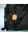 Silikonowe etui z karabińczykiem Bizon Case Headphone Silicone do Apple AirPods 4 marchewkowe