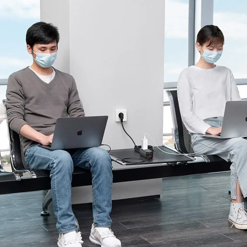 Stacja ładująca Baseus GaN3 Pro 65W AC + 2xUSB-C + 2xUSB-A z kablem Baseus Xiaobai USB-C / USB-C 100W 1m czarna