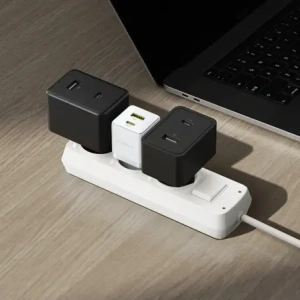 Ładowarka sieciowa Baseus Palm 30W USB-A, USB-C biała