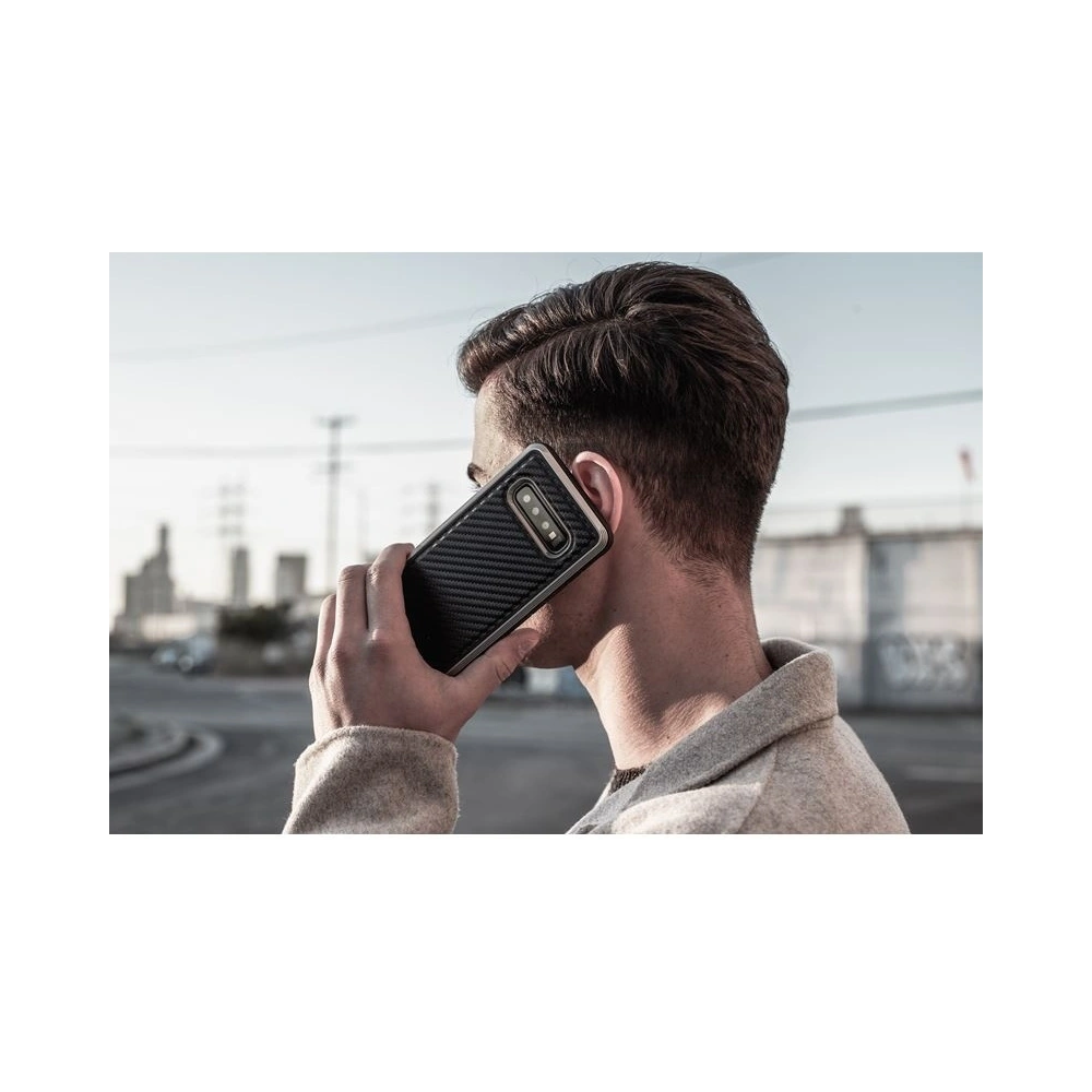 Hurtownia GSM - Hliníkové pouzdro X-Doria Defense Lux Samsung Galaxy S10e (Test pádu 3m) (Černá uhlíková vlákna) - XDR003BLK - {ean13} - Hurt
