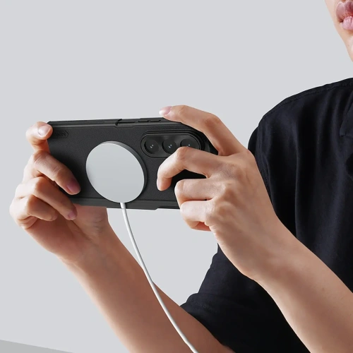 Etui Nillkin Super Frosted Shield Fold Magnetic do Samsung Galaxy Z Fold 7 kompatybilne z MagSafe czarne