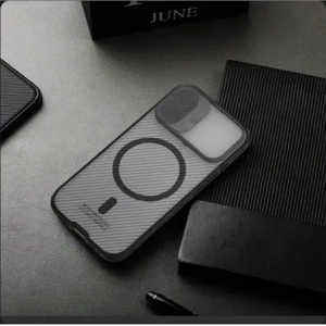 Etui Nillkin CamShield Pro Magnetic Case do Apple iPhone 17 półprzezroczyste czarne