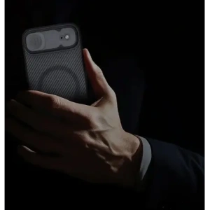 Etui Nillkin CamShield Pro Magnetic Case do Apple iPhone Air półprzezroczyste czarne