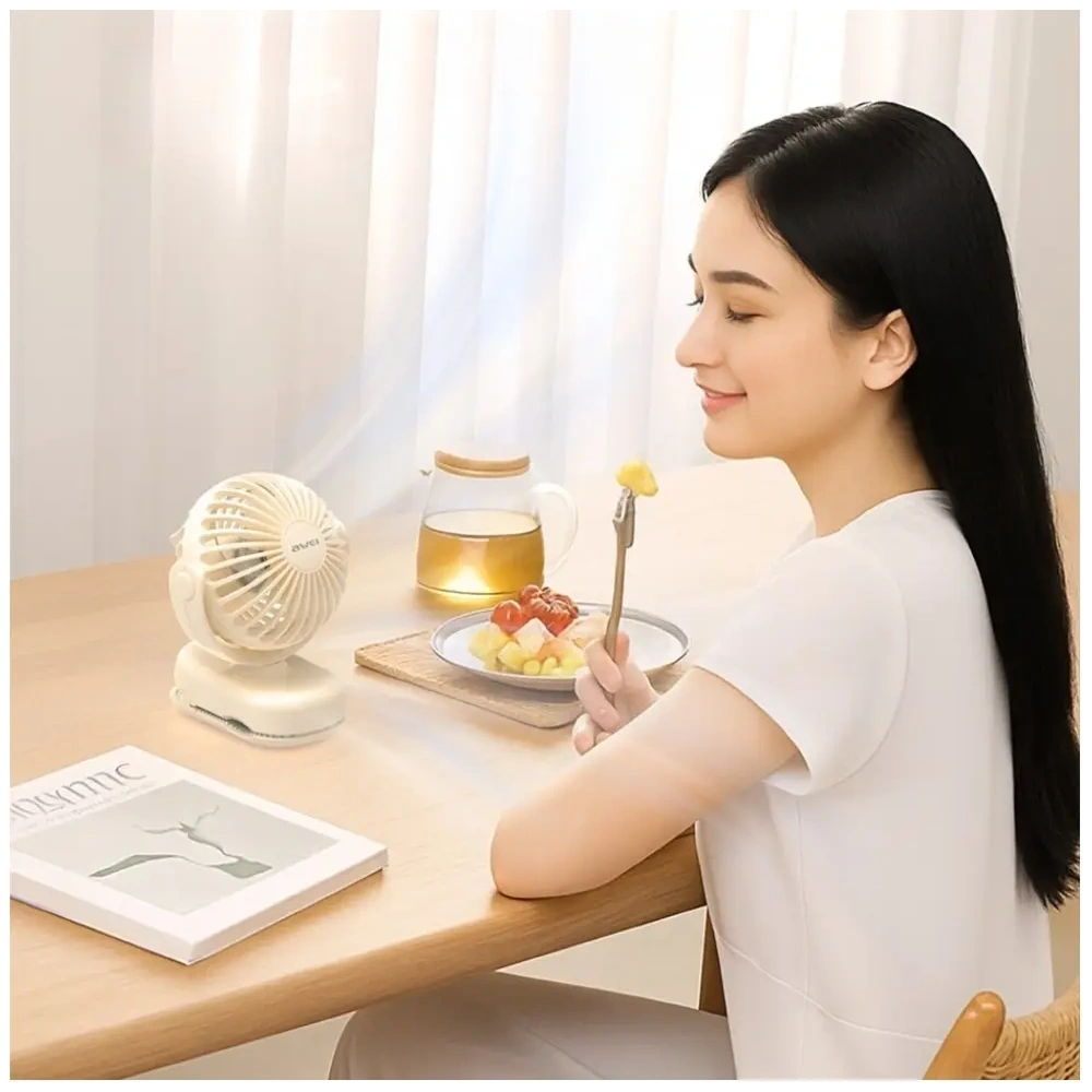 Mini Wiatrak biurkowy AWEI F45 z klipsem 1200mAh White