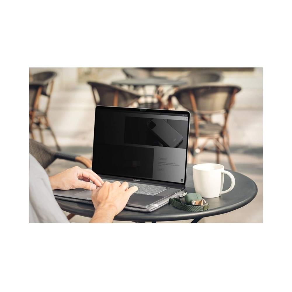 Hurtownia GSM - Ochranná fólie na obrazovku Moshi Umbra Apple MacBook Pro 16 s filtrem soukromí (černý rám) - MOSH066BLK - {ean13} - Hurt