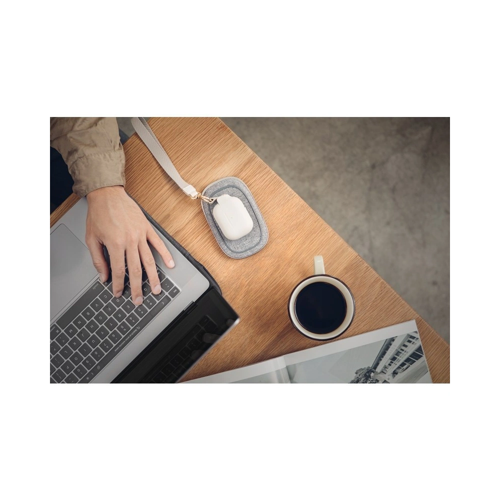 Hurtownia GSM - Etui Moshi Pebbo Apple AirPods Pro s odnímatelným popruhem na ruku (Savanna Beige) - MOSH076BEI - {ean13} - Hurt