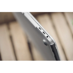 Moshi iGlaze - Case for Macbook Pro 16 (Stealth Clear)