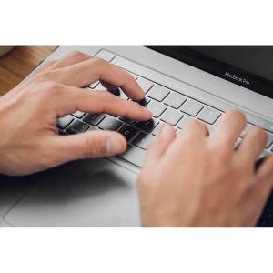 Hurtownia GSM - Nakládka na klávesnici Moshi ClearGuard MB MacBook Pro 16 / MacBook Pro 13 2020 (EU rozložení) - MOSH080 - {ean13} - Hurt