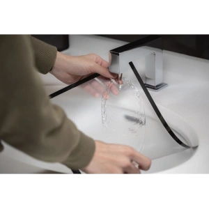 Moshi iVisor AG - Bubble-free Screen Protector for Tesla Model 3’s Central Touchscreen (Black/Clear Matte)