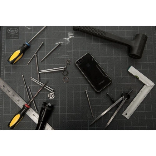 Etui aluminiowe X-Doria Defense Shield Apple iPhone SE 2022/SE 2020/8/7 (Black)