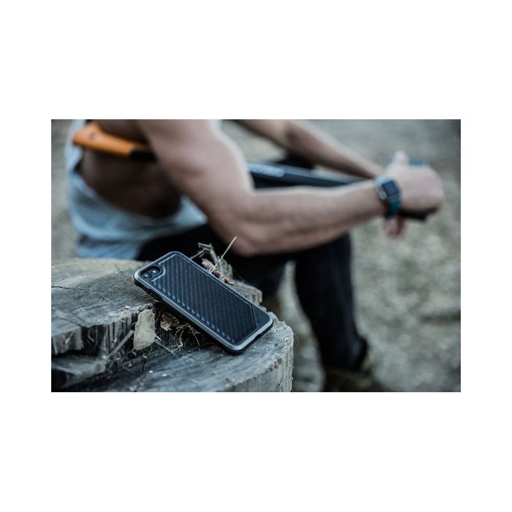 Hurtownia GSM - Hliníkový obal X-Doria Defense Lux Apple iPhone SE 2022/SE 2020/8/7 (Test pádu 3m) (Černá uhlíková vlákna) - XDR066BLK - {ean13} - Hurt
