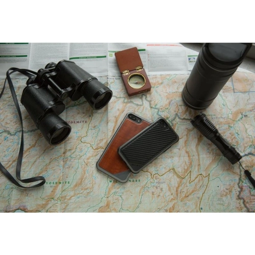 Etui aluminiowe X-Doria Defense Lux Apple iPhone SE 2022/SE 2020/8/7 (Drop test 3m) (Black Carbon Fiber)