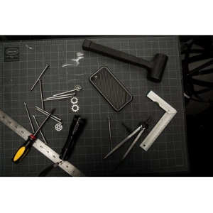Hurtownia GSM - Etui din aluminiu X-Doria Defense Lux Apple iPhone SE 2022/SE 2020/8/7 (Test de cădere 3m) (Fibră de carbon neagră) - XDR066BLK - {ean13} - Hurt