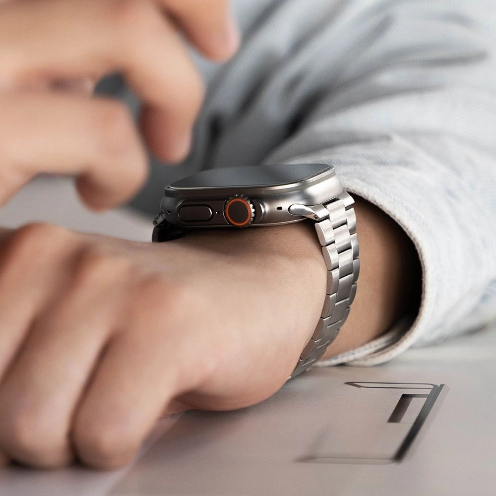 Bransoleta Ringke Metal One Air do Apple Watch 8 / 9 / 10 / 11 / SE / Ultra 44/45/46/49mm Silver