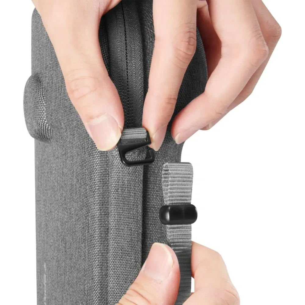 Etui Spigen Klasden Pouch do Sony Playstation Portal Remote Charcoal Grey