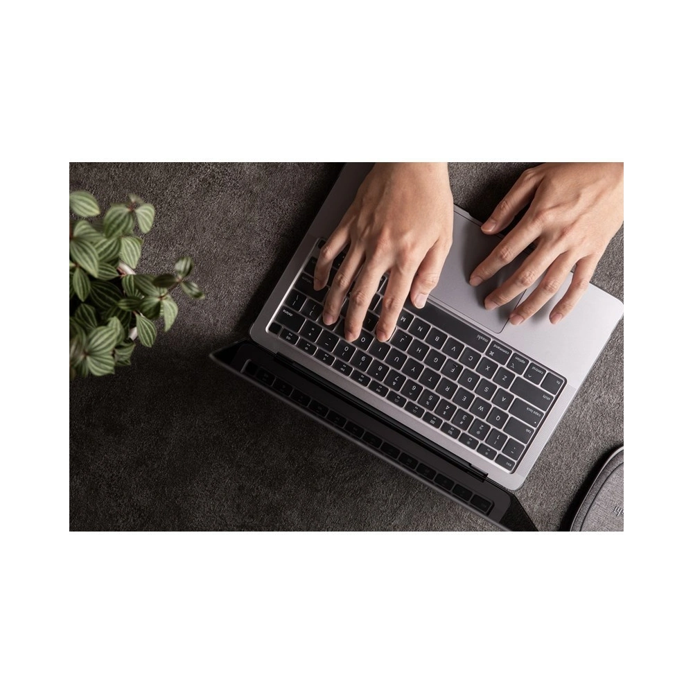 Wholesale Moshi ClearGuard Apple MacBook Air 13 Retina (2020) (EU Layout) - MOSH090 - {ean13} - Hurt