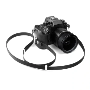 Smycz Spigen DA30l Lanyard Strap Crossbody Black