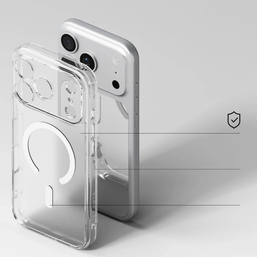 Przezroczyste etui Ringke Fusion Magnetic na iPhone 17 Pro Max, zapewniające ochronę bez ukrywania designu telefonu.