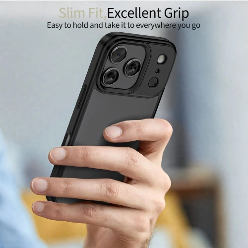 Etui Tech-Protect Magmat zamontowane na Apple iPhone 17 Pro Max, prezentujące elegancki wygląd.